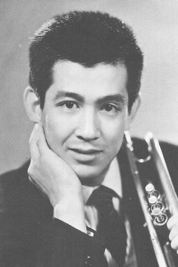 川崎敬三
