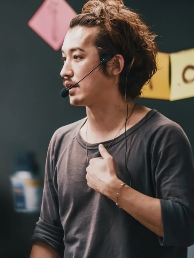 藤原ひろのぶ