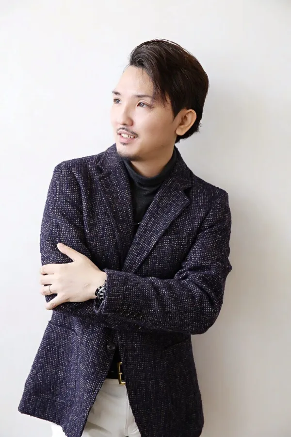 夏目哲郎