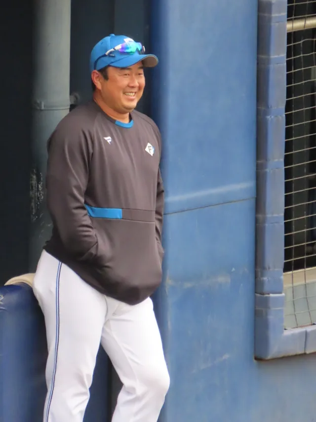 佐藤友亮
