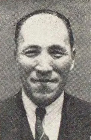井川忠雄