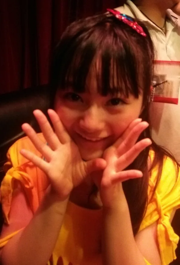 姫里綾美