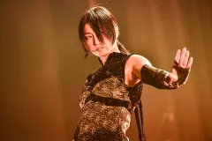 鬼束ちひろ