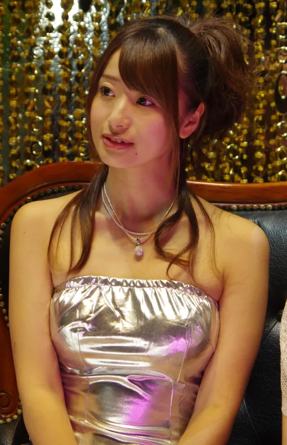 初美沙希