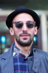 JR