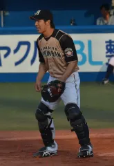 市川友也