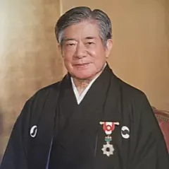 照喜名朝一