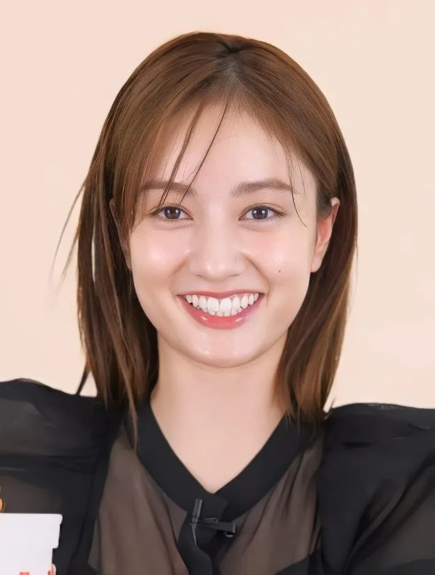 谷まりあ