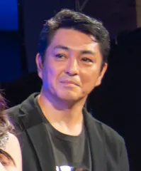 三上哲
