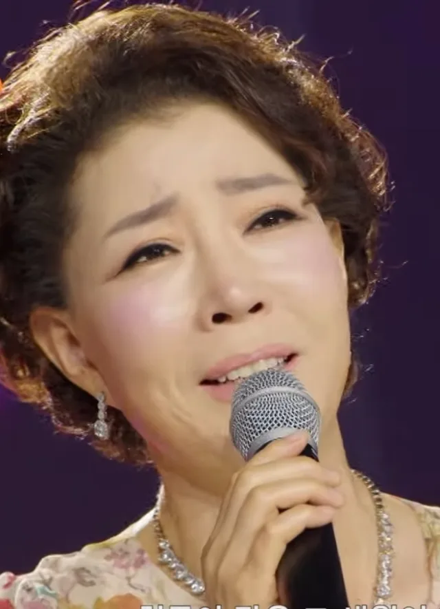 Kang Min-ju