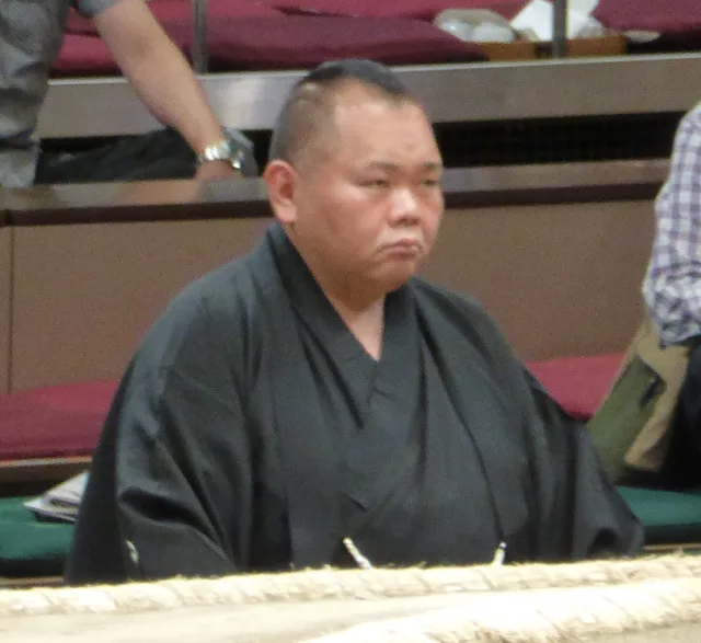 敷島勝盛