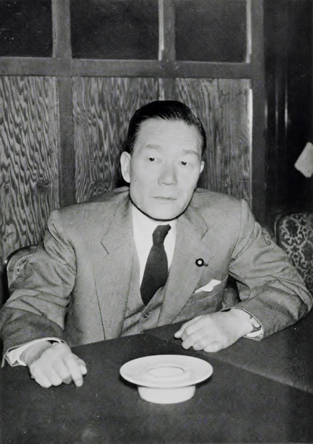 椎名悦三郎