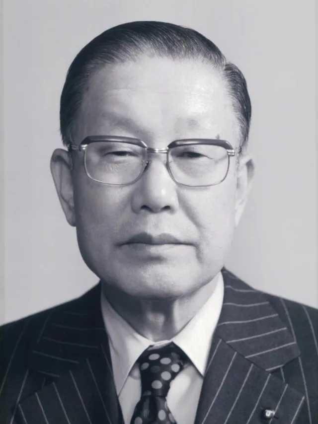 宮崎辰雄