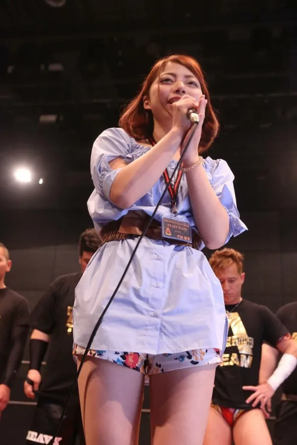 中西優華