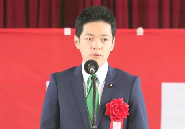 緑川貴士