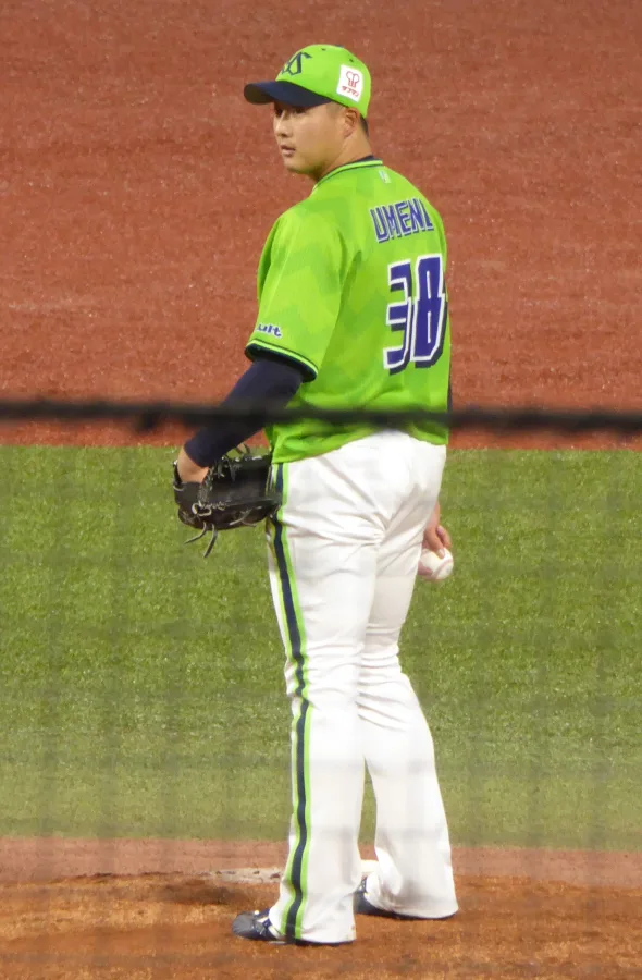 梅野雄吾