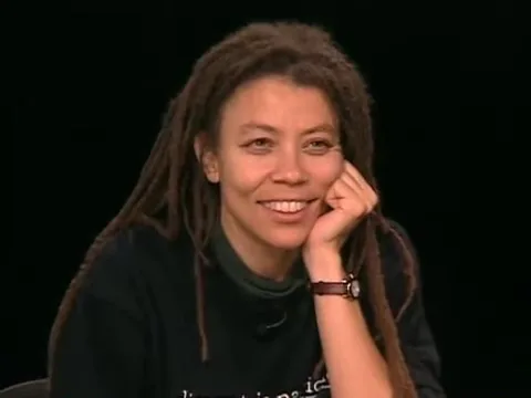 Kia Corthron