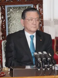 平田健二