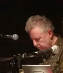 アンソニー・ムーア