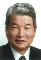 柳澤伯夫