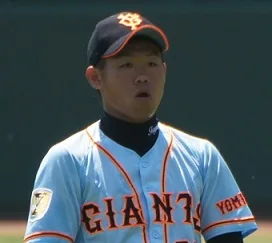 田口麗斗