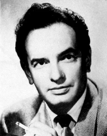 Elliott Lewis