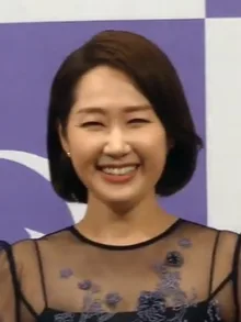 ペ・ヘソン