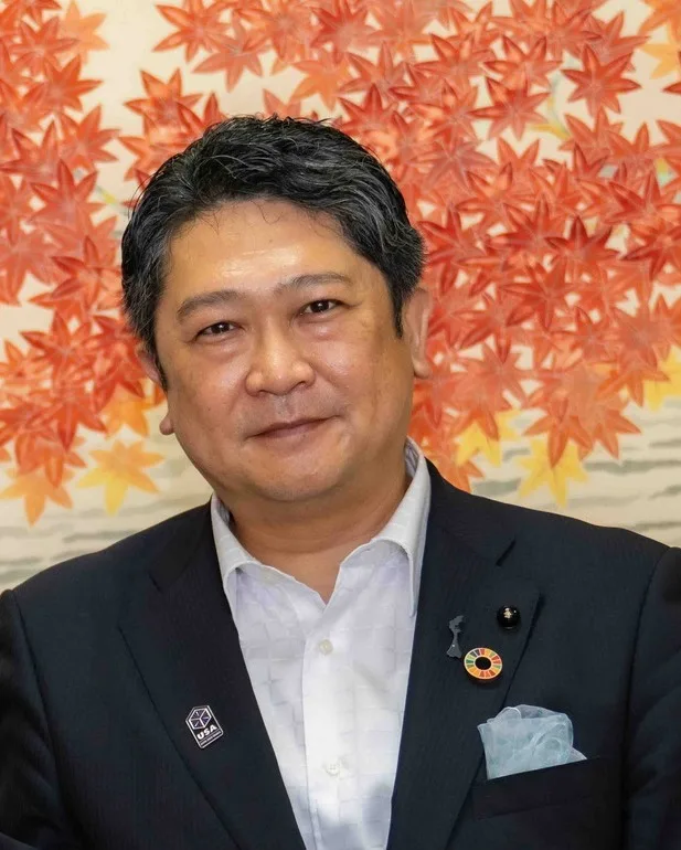村山卓