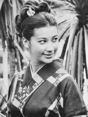 前田美波里