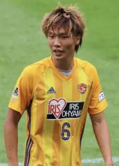 板倉滉
