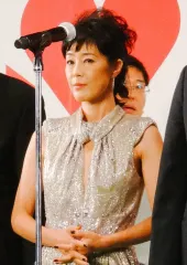 寺島しのぶ
