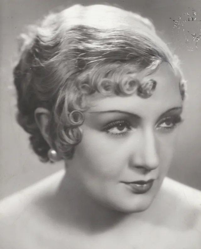 Mona Goya