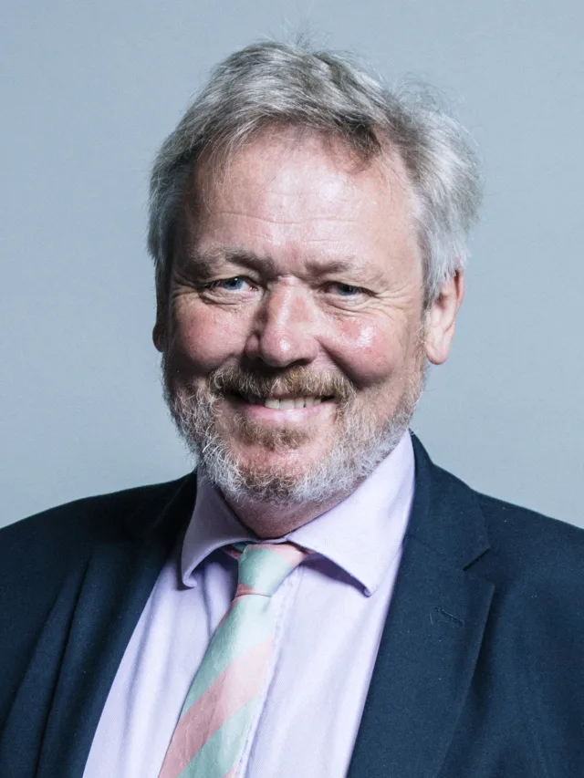 Giles Watling