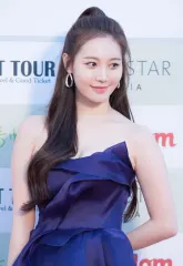 ユラ