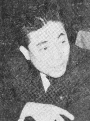 上田哲