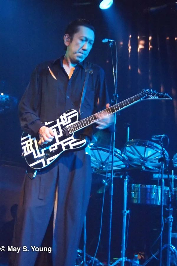 布袋寅泰