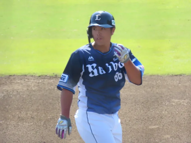 仲三河優太