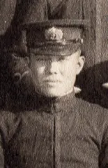 吉岡忠一