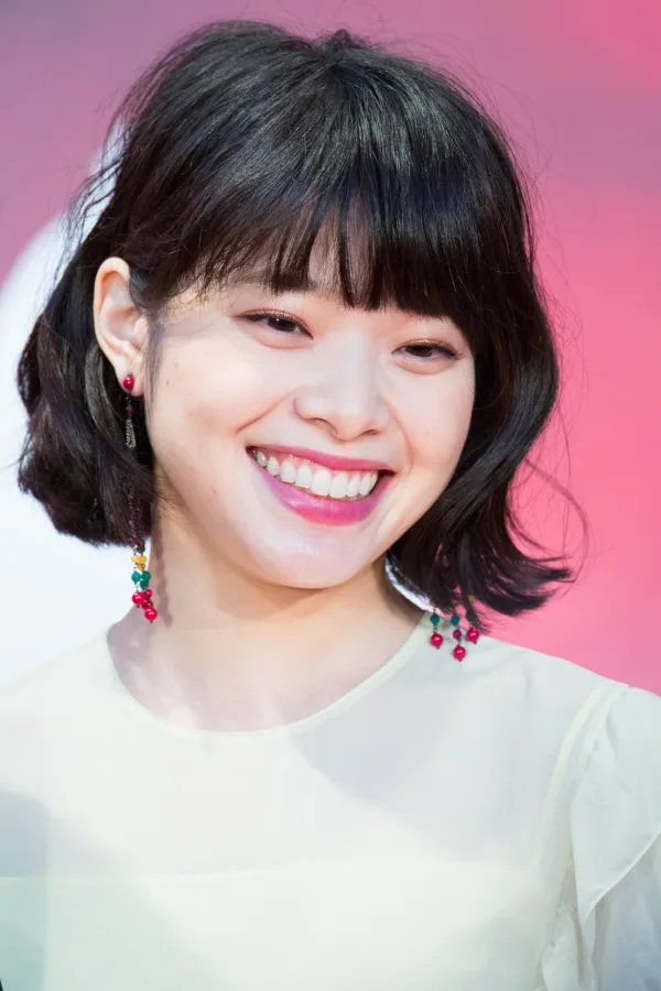 岸井ゆきの