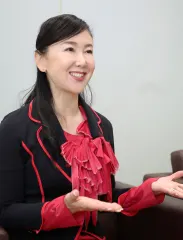 東ちづる