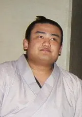 皇牙篤