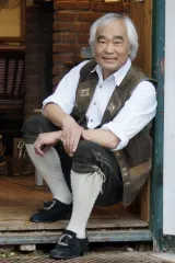石井健雄