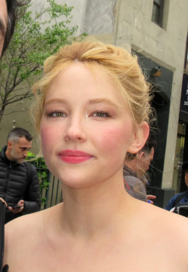 ヘイリー・ベネット