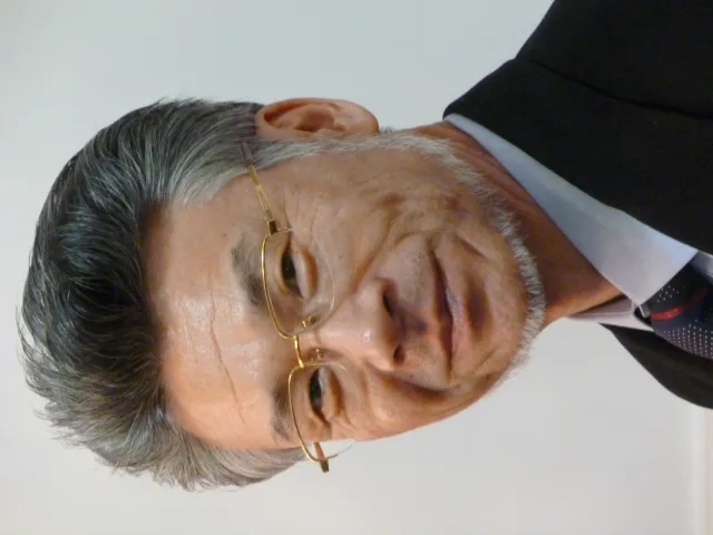 舘暲