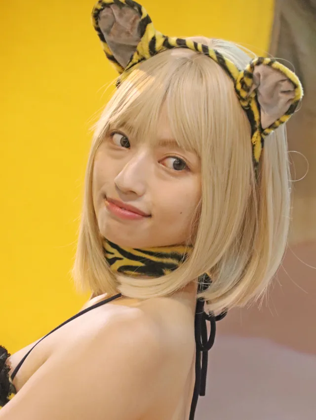 高見奈央
