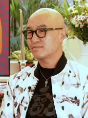ホン・ソクチョン