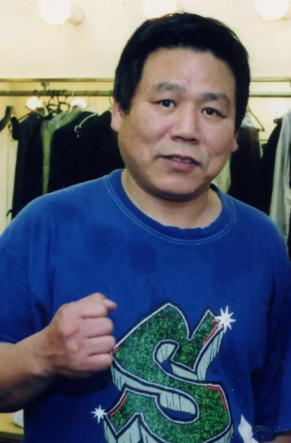 アポロ嘉男