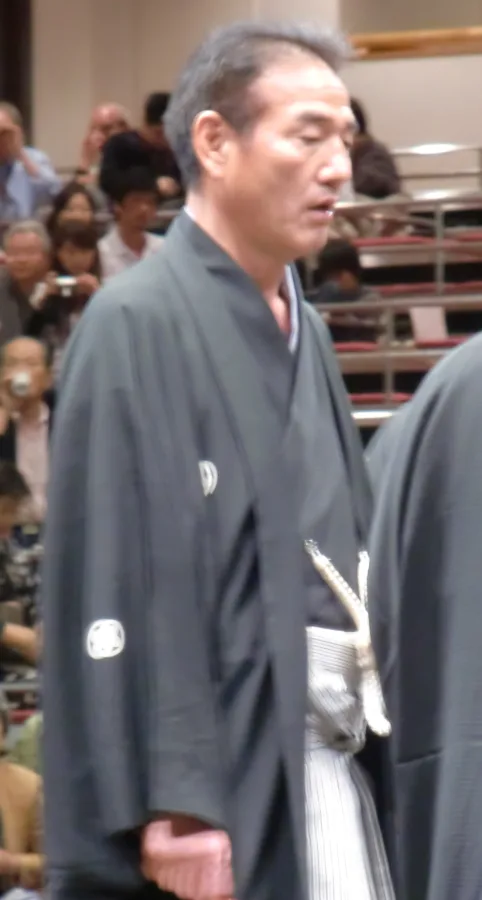 若嶋津六夫