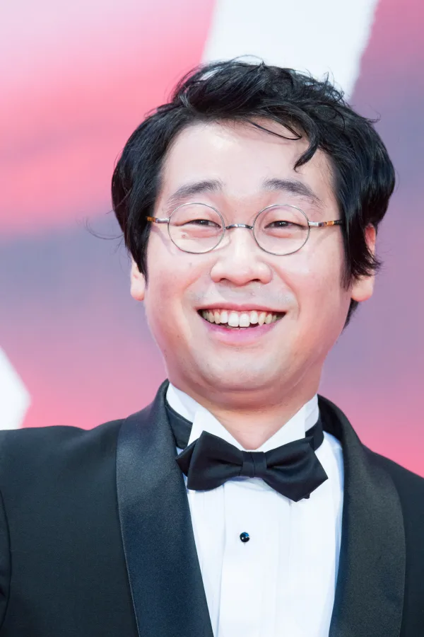 前野朋哉