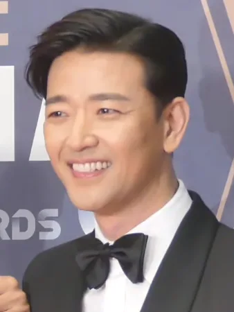 ペ・スビン